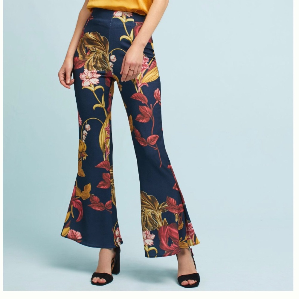 Anthropologie High Rise Flared Pants - M